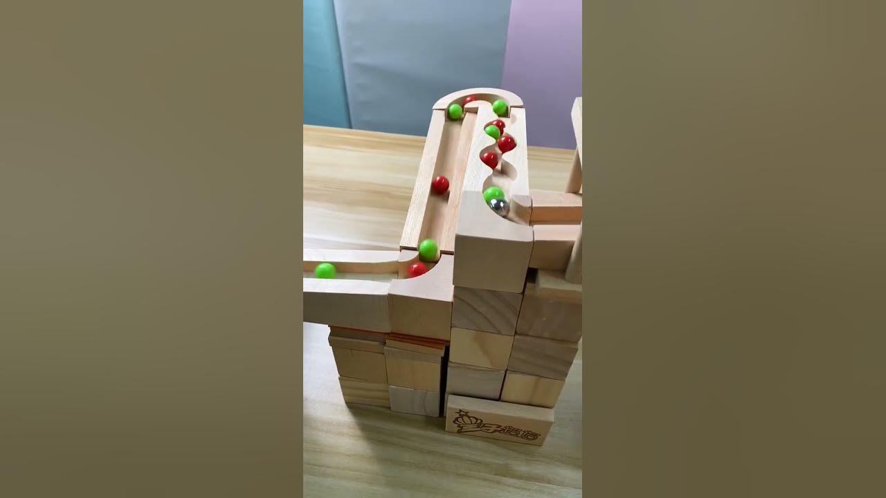 Wooden track ball, cool gameplay tutorial, the focus of the circle of friends!  #educationaltoys