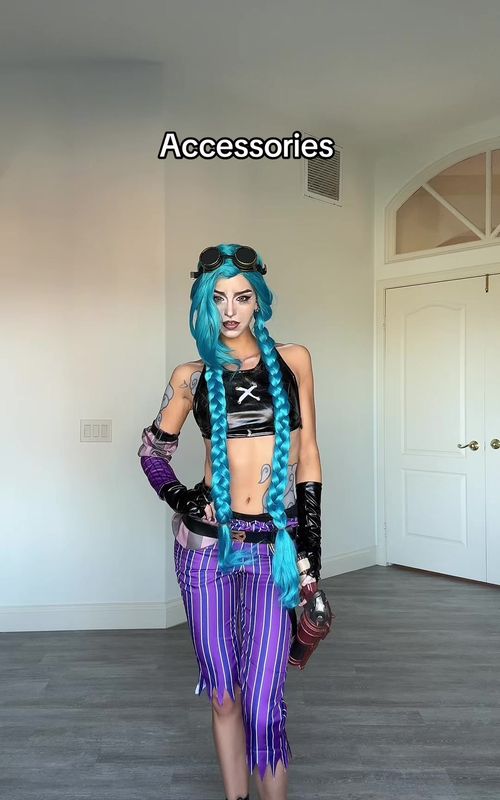 Halloween costume loading reveal TikTok trend example by @brookemonk_