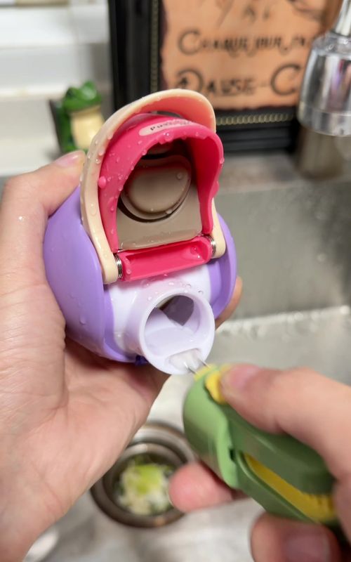My coworker took a sip from a mug that hadn't been washed in three days and ended up taking a whole week off work. - TikTok hook example