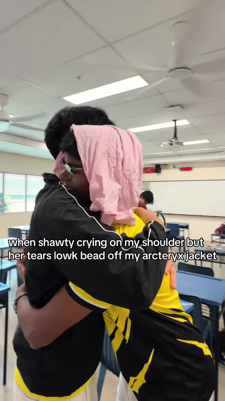 Arc'teryx Water Beading TikTok trend example by @ketchup_enjoyer